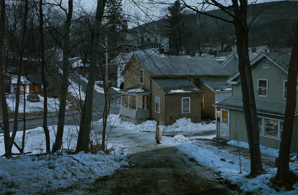 单帧电影风格摄影图片学习参考素材，美国艺术摄影师Gregory Crewdson作品集照片欣赏