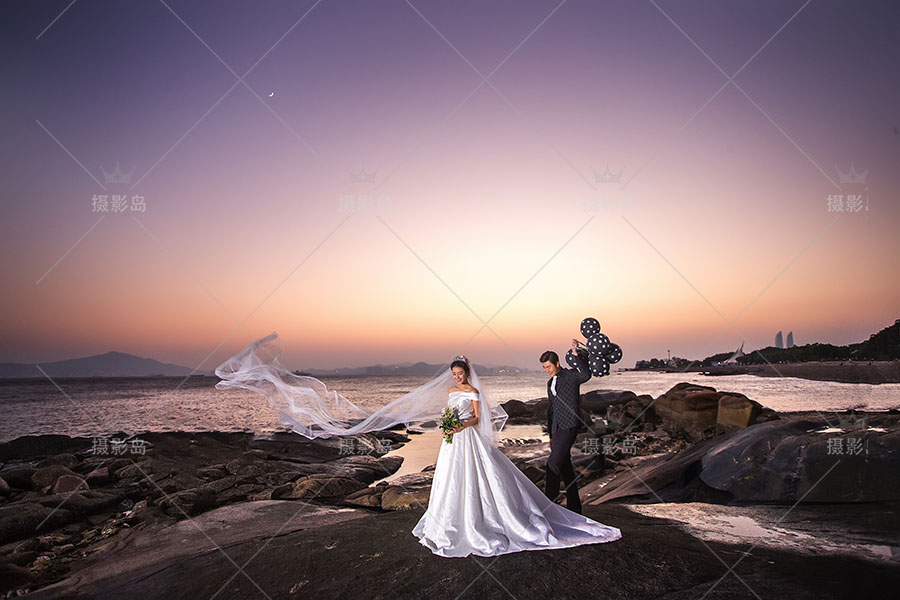 婚纱摄影海边白纱样片，情侣写真艺术照外景样照图片，婚纱PSD相册模版素材