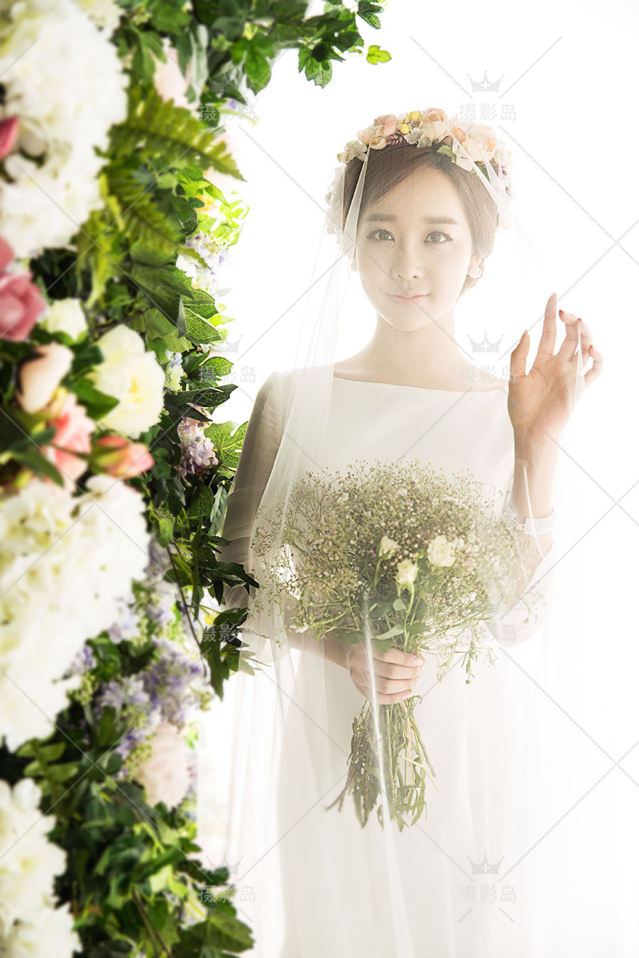 婚纱摄影展会放大样片，韩式唯美花海情侣写真照片样册