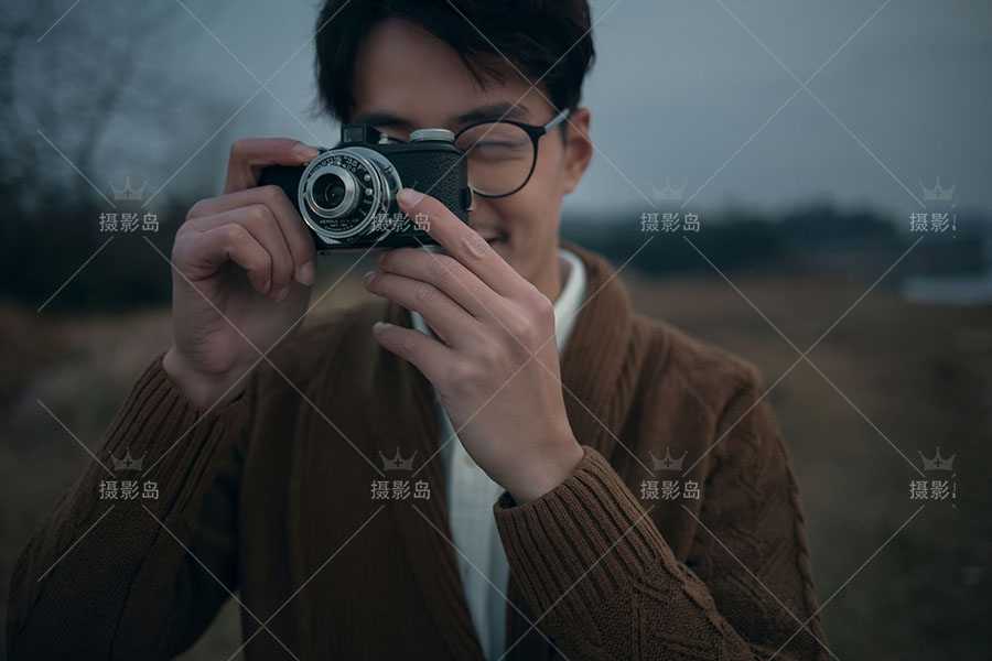 日系情侣恋人摄影拍照写真艺术照样片，户外露营写真照，PSD写真相册模版排版