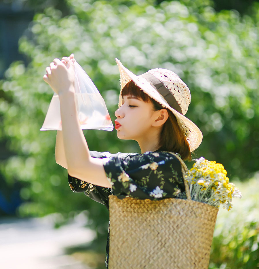 日系美女人像写真样片图片素材，影楼摄影照片PSD相册模板排版 