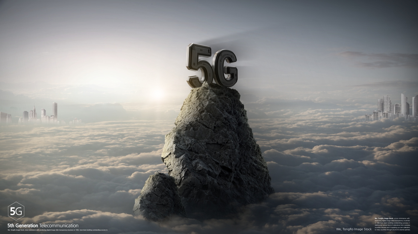 5G立体艺术字科技感海报PSD模板，互联网信息时代人工智能图片设计素材