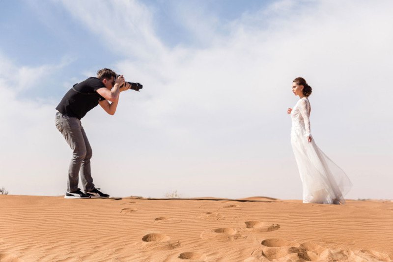 外景沙漠婚纱照拍摄作品