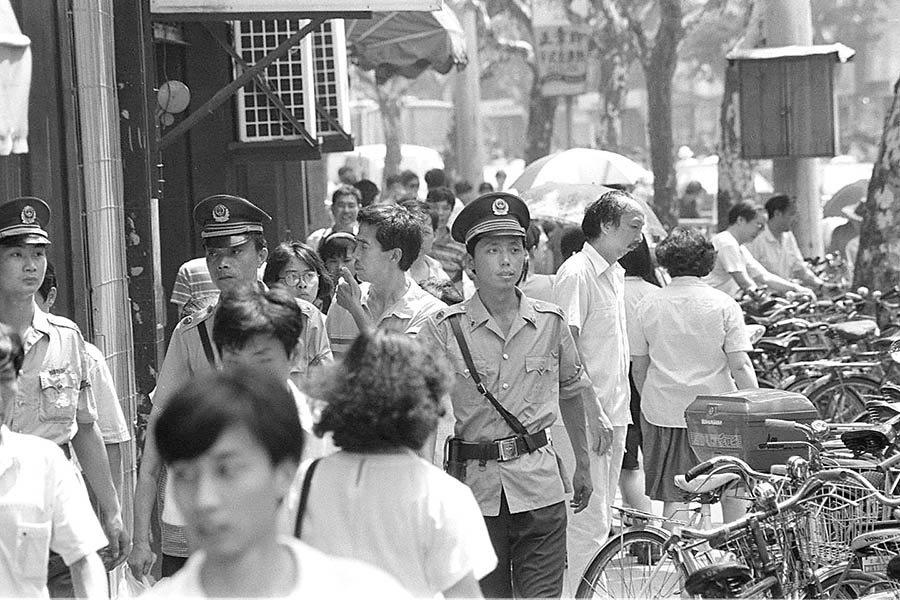 上海90年代老照片、旧地图、粮票、怀旧回忆，中国人文纪实摄影图片参考素材