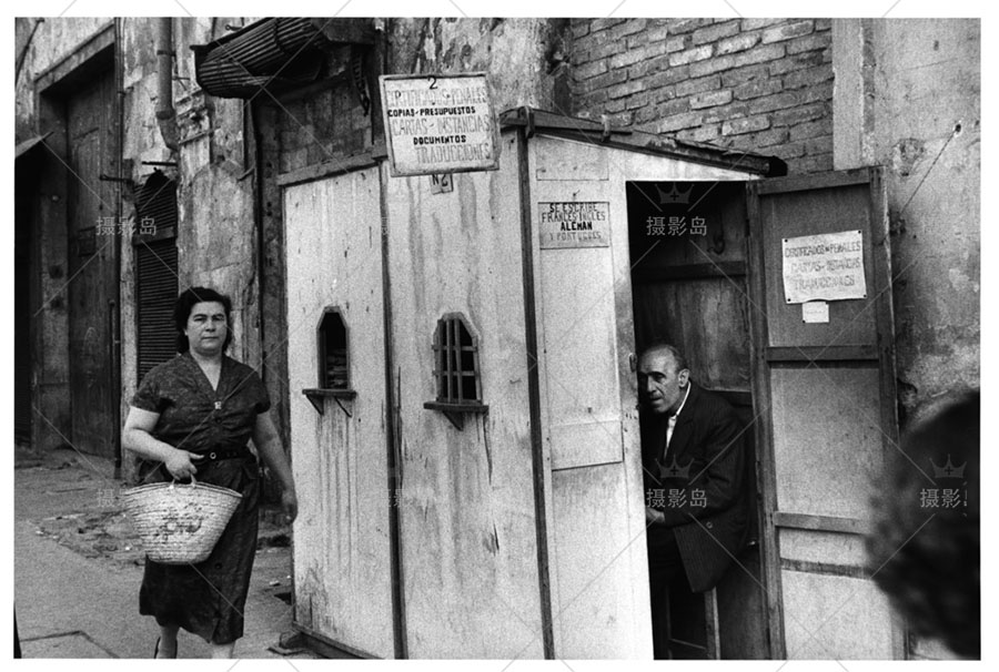 国外五六十年代人文纪实摄影图库，奥地利马格南女性摄影师Inge Morath作品集欣赏