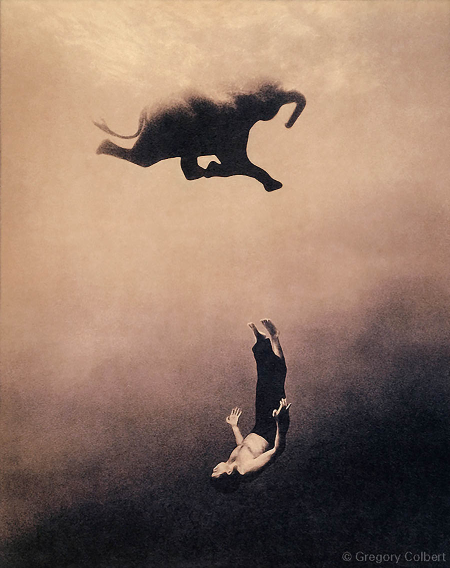唯美诗意的人像与动物摄影图库，格利高里考伯特Gregory Colbert摄影作品集图片欣赏