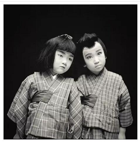 日本纪实摄影家黑白摄影参考图库素材，渡边博史Hiroshi Watanab摄影集欣赏
