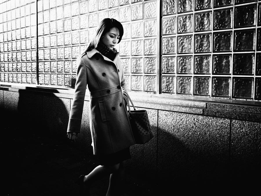 日本街头摄影黑白人文纪实摄影图片作品赏析，摄影师铃木达夫Tatsuo Suzuki作品集图集欣赏