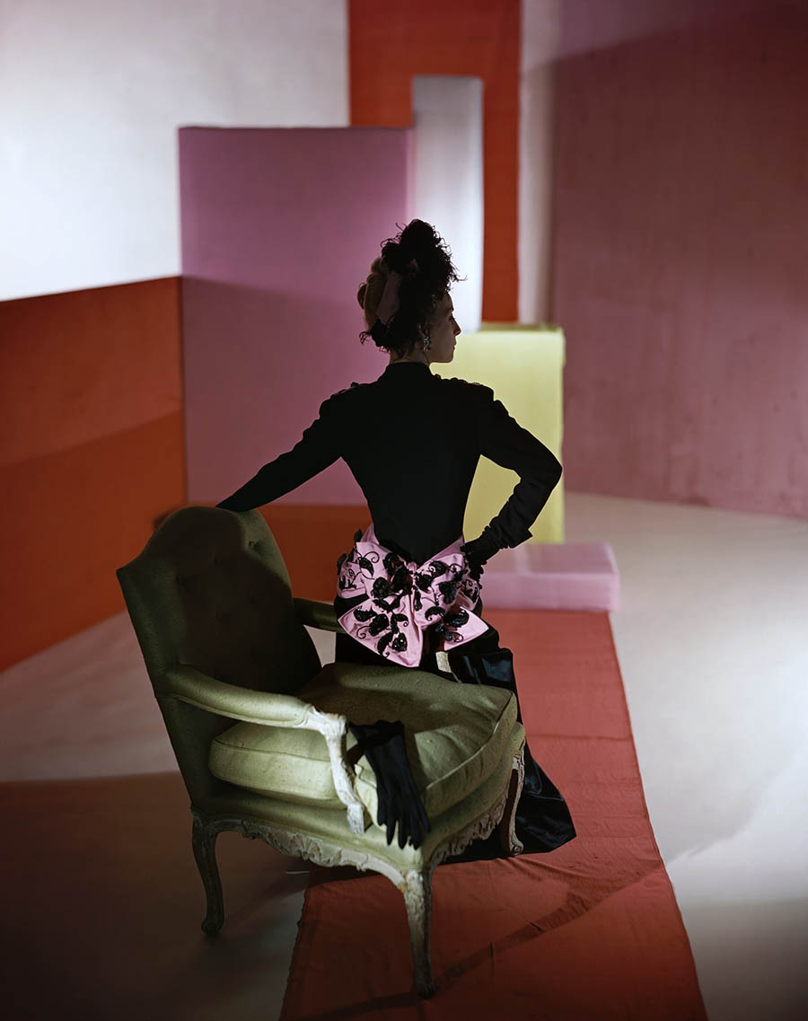 德国时尚摄影之王Horst P Horst霍斯特P.霍斯特时尚人像人体光影摄影作品集欣赏