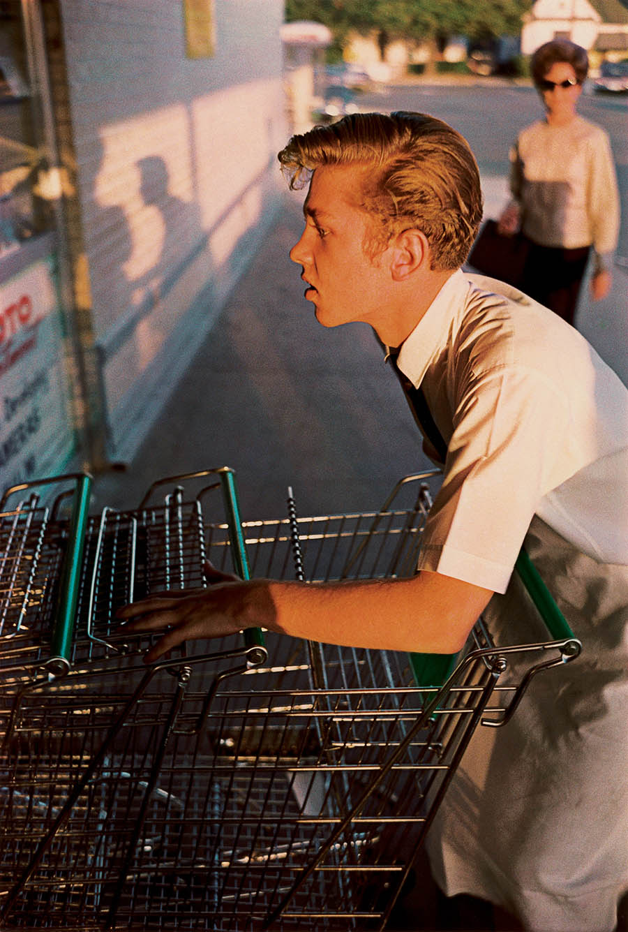 摄影大师威廉埃格尔斯顿William Eggleston 现代彩色乡村城市风光摄影作品图集欣赏