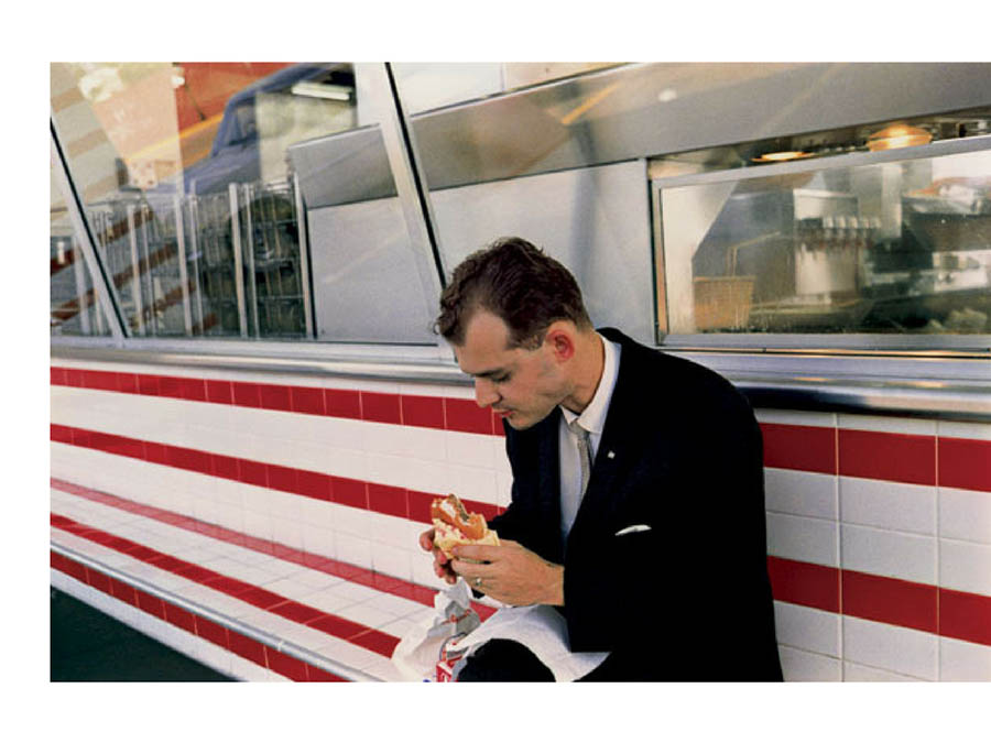 摄影大师威廉埃格尔斯顿William Eggleston 现代彩色乡村城市风光摄影作品图集欣赏