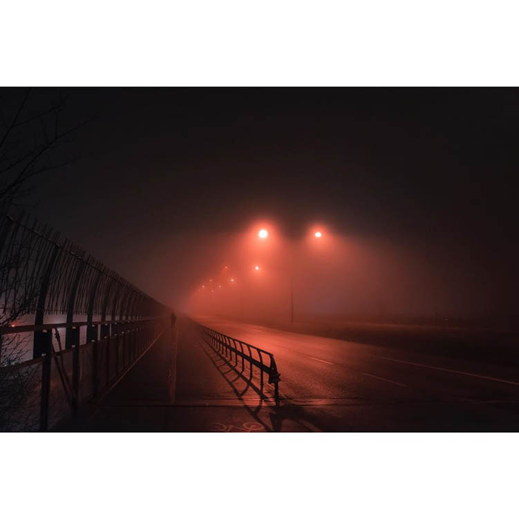 专注夜晚出没的摄影师浓浓的孤独感夜景人文纪实风光摄影作品图库，Simon Aslund作品集欣赏