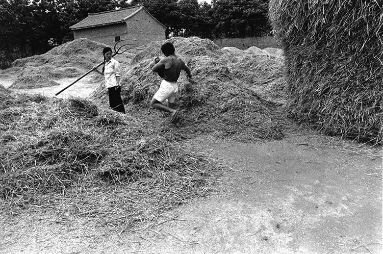 九十年代的中国农村纪实老照片，于德水摄影作品集欣赏