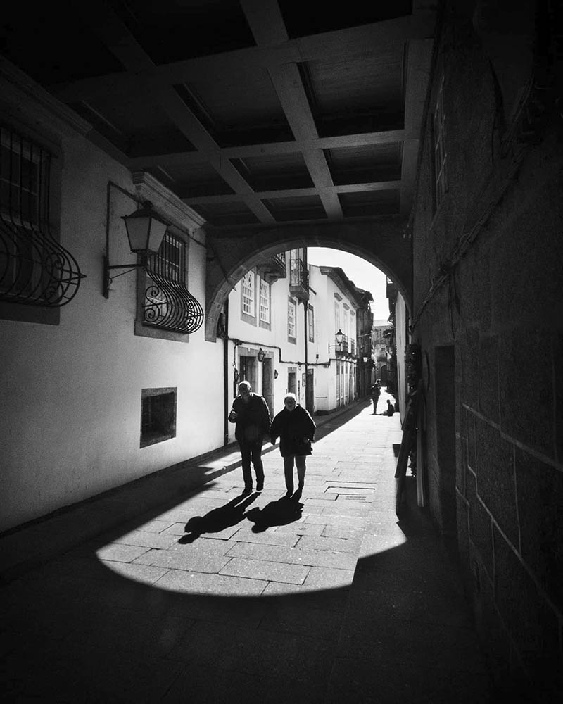 黑白纪实城市街头街景光影人文风光摄影图片作品集欣赏，摄影师João Cabral作品审美提升素材