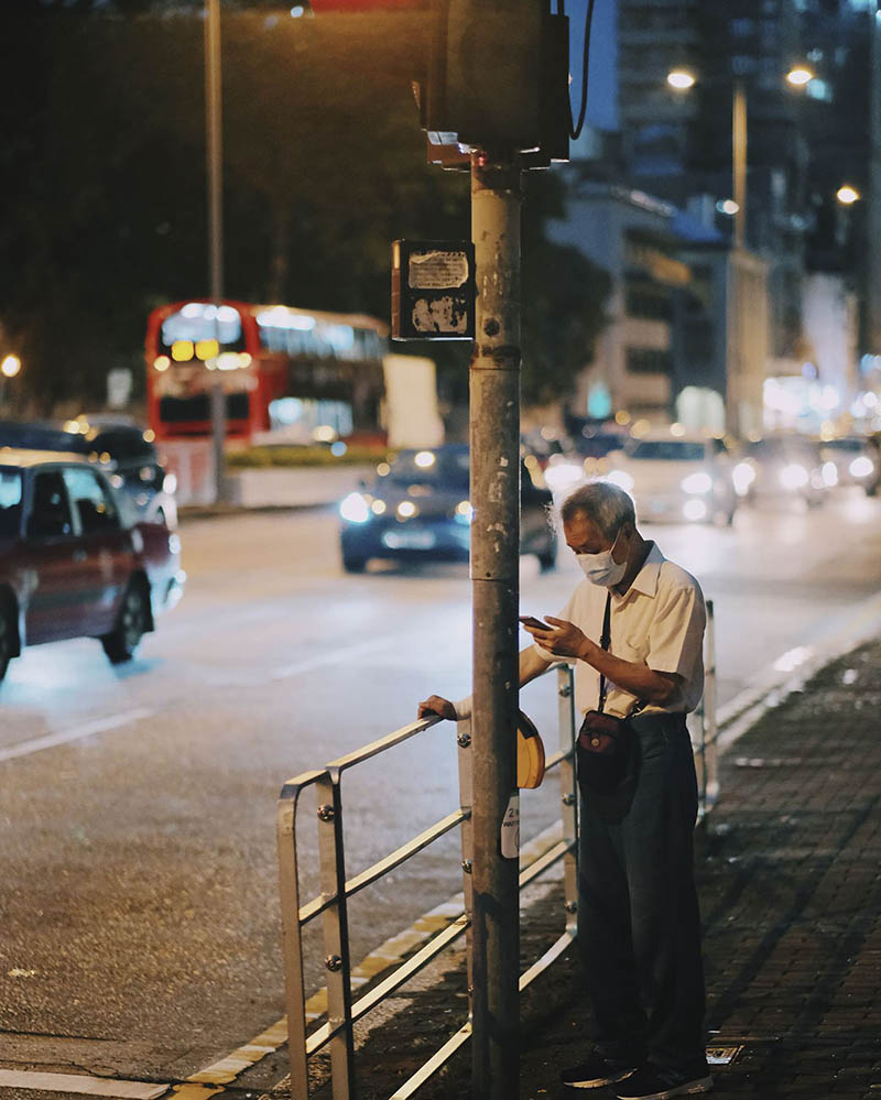 香港街头人文纪实街拍街景摄影作品集欣赏，香港摄影师Alex Wong作品图