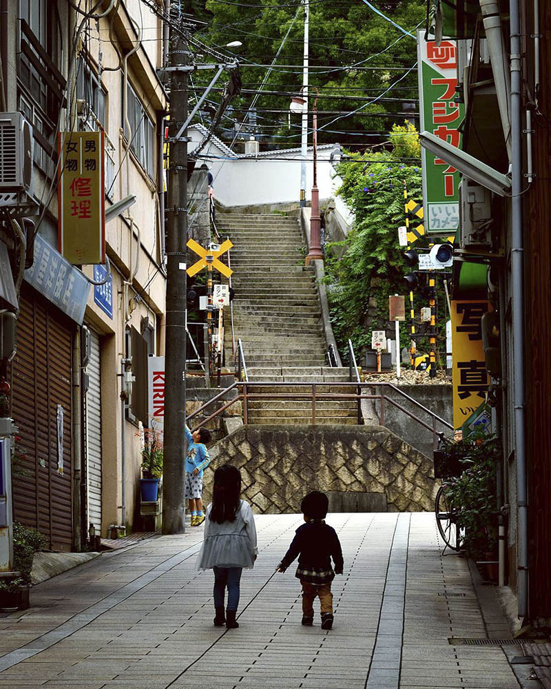 日系宫崎骏风格治愈儿童摄影作品集欣赏，日本摄影师梶原憲之Noriyuki Kajiwara作品图片