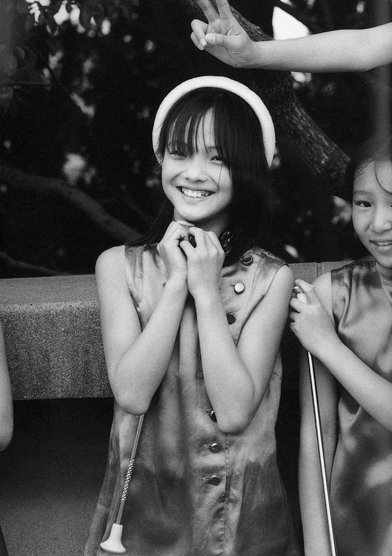 黑白青春纯真少女儿童摄影作品集欣赏，日本摄影师青山静男摄影