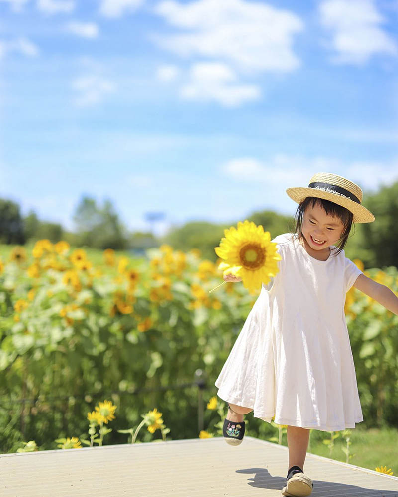 日系唯美外景儿童摄影作品图片集欣赏，日本摄影师Emin Özmen摄影作品