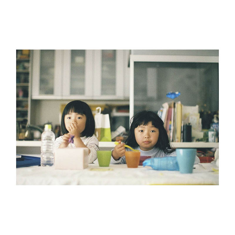 日本摄影师aimue_film纪实姐妹儿童摄影作品集欣赏