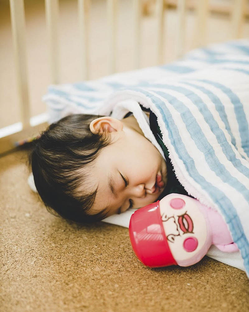 日本纪实家庭亲子、儿童摄影图片集欣赏，摄影师Kiyoshi Nakamura作品