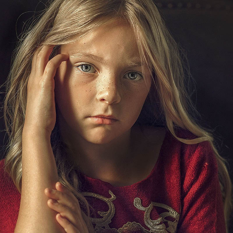 油画风格艺术儿童肖像摄影图片集图库欣赏，美国摄影师Jessica Drossin作品