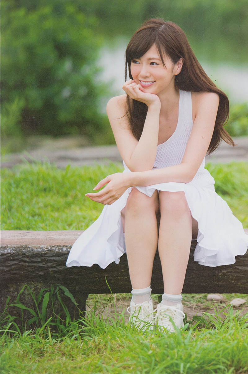 日本女星白石麻衣写真集《清純な大人》