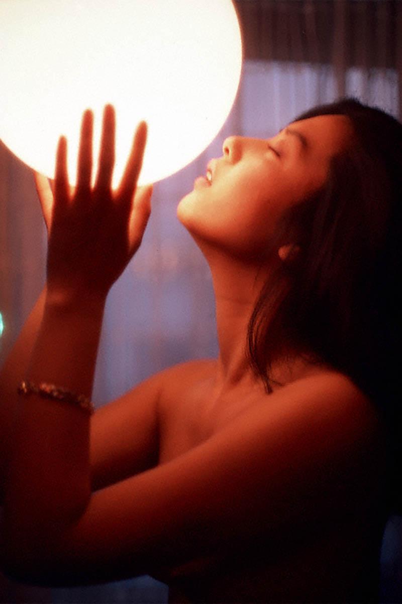 日本女星名取裕子写真集《明日嵐がくる》