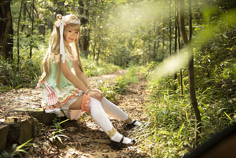 美少女制服cosplay森林公园写真raw未修原片