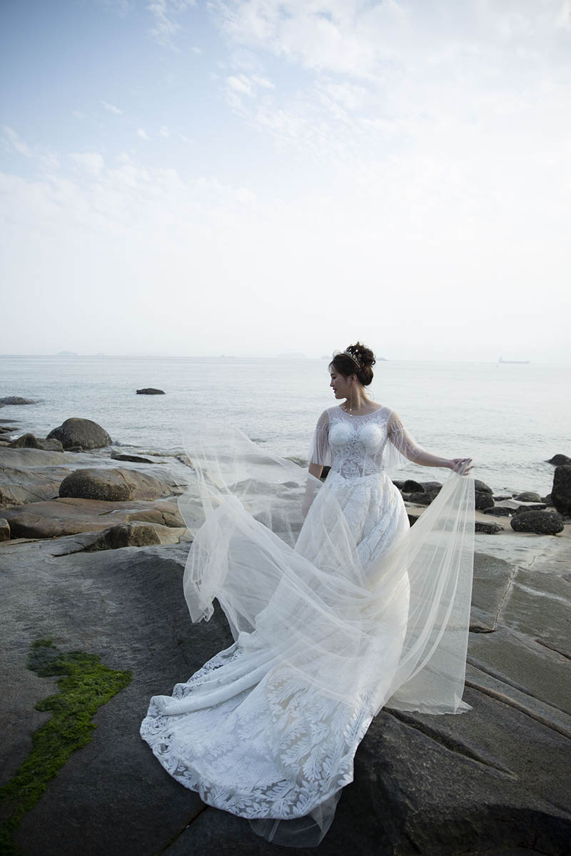 海景海边沙滩礁石婚纱照raw未修原片
