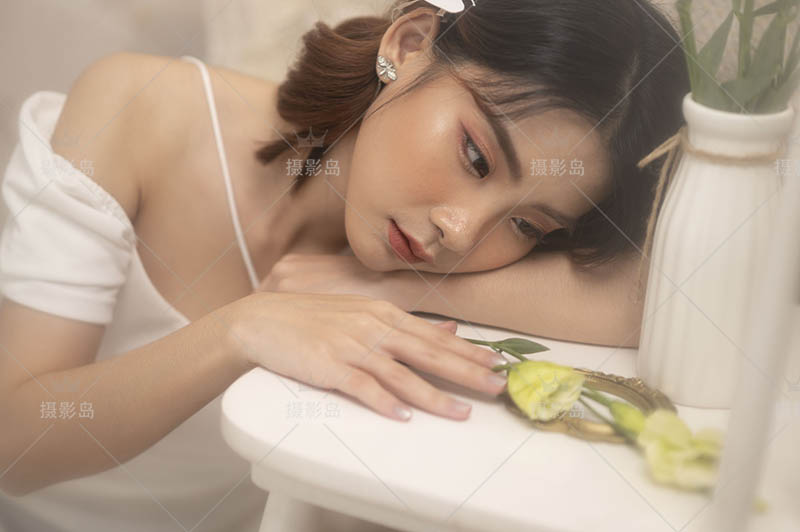 室内情绪美女私房照写真raw未修人像原片