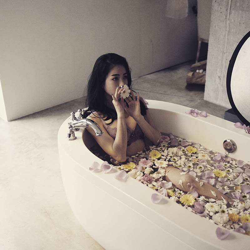 欧美日韩性感美女模特人像写真摄影作品集欣赏