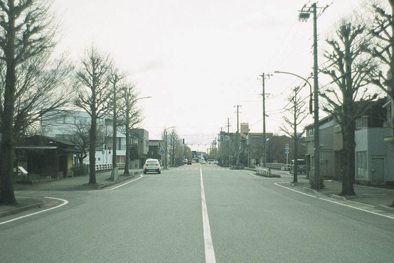 小清新胶片风格日本街头街景风光摄影作品图片欣赏，ins摄影师dora_film_审美提升素材