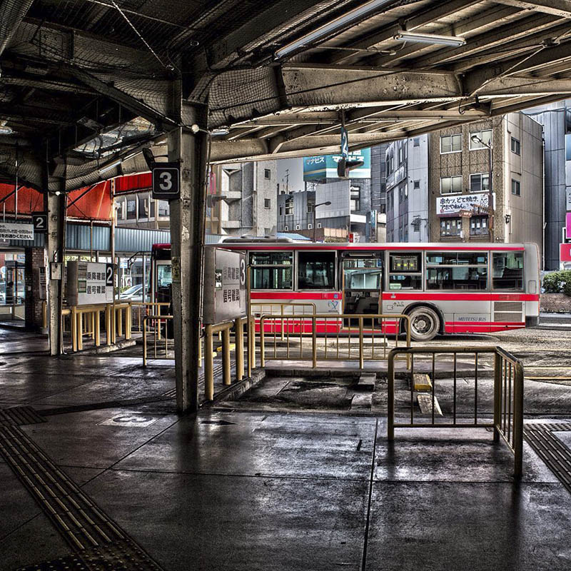 日本东京街头夜景小巷店面摄影作品图片欣赏，ins摄影师Yukihiro Hando审美提升素材