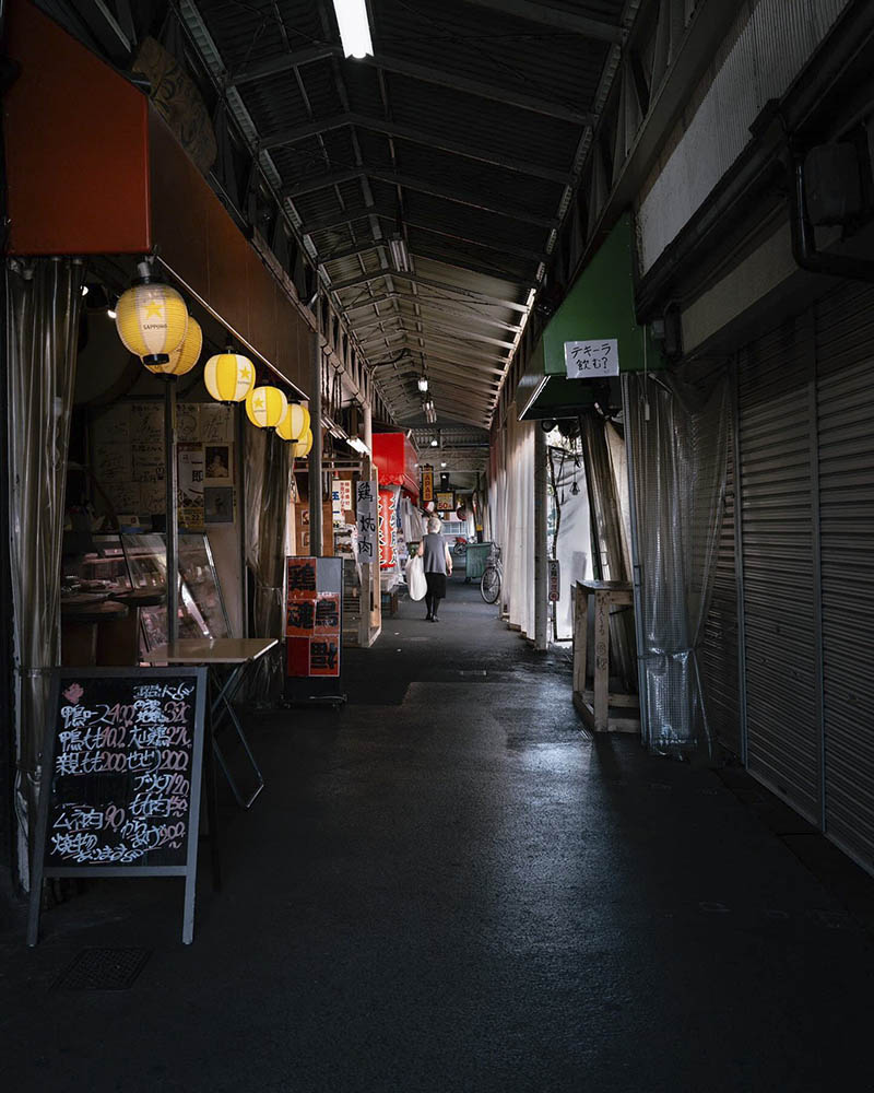 日本纪实街拍街头街景夜景风光摄影作品图片欣赏，ins日本摄影师Shunya审美提升素材