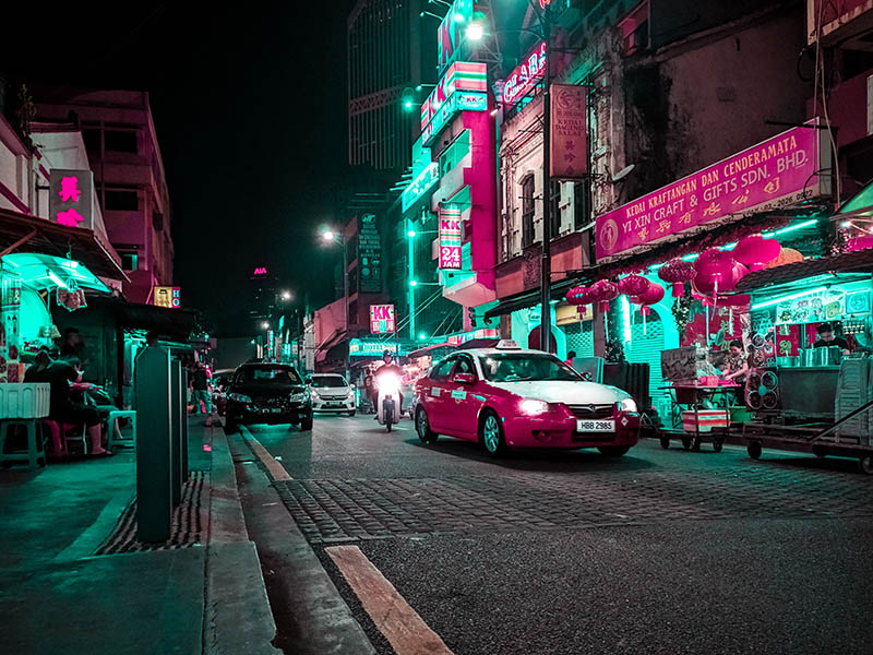 赛博朋克摄影作品可商用图片素材，无版权城市夜景赛博蒸汽机械风格设计图集大全