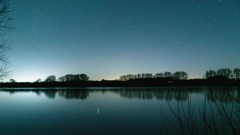 可商用夜空视频大全合集下载，高清实拍唯美星空夜晚天空抖音无版权视频素材