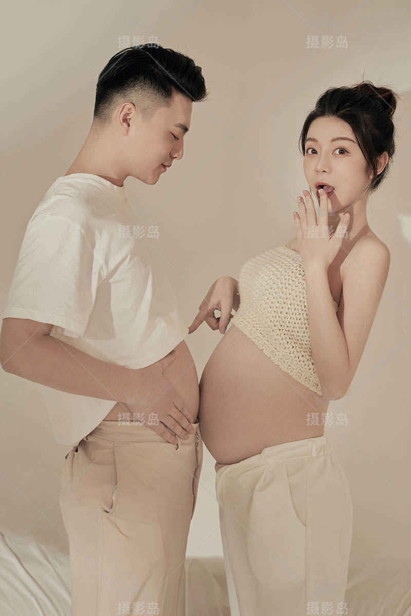 照相馆夫妻孕妇照写真样片，影楼摄影工作室样照图片