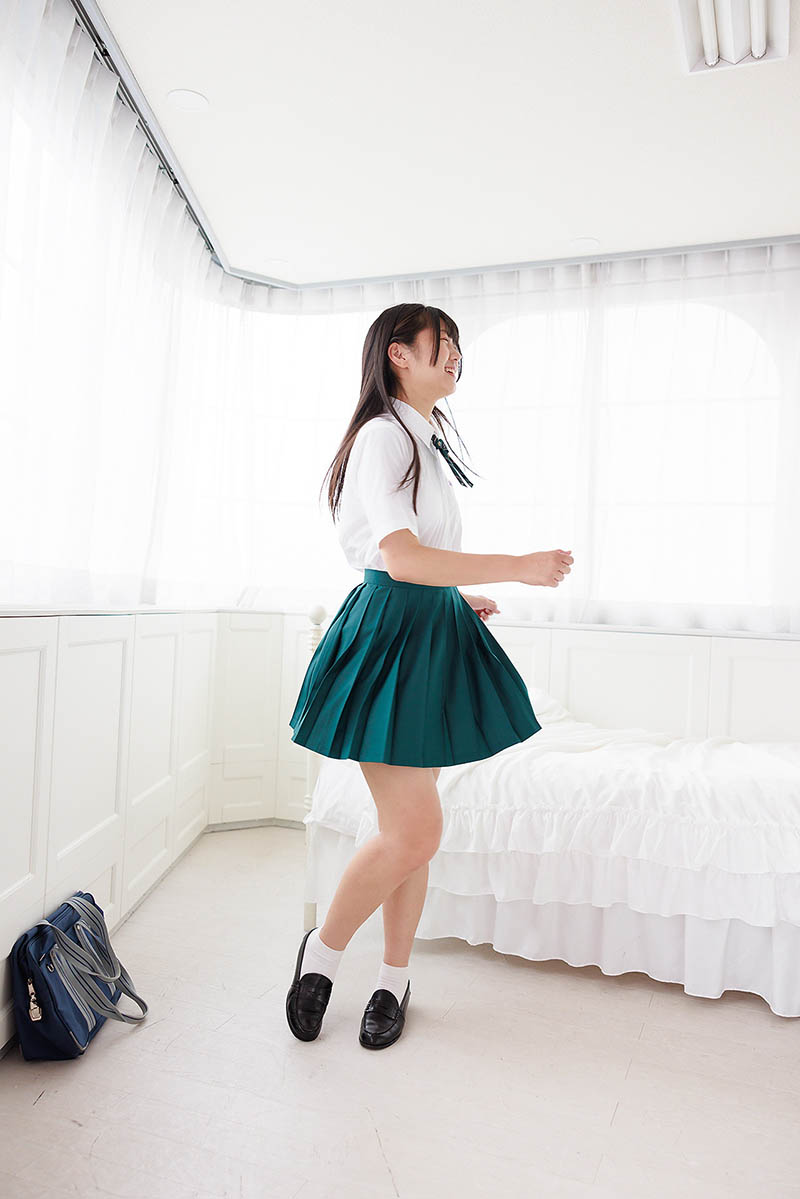 日本妹子 堀北美桜Mio Horikita瑜伽服、学生装JK制服、性感睡衣美少女写真集