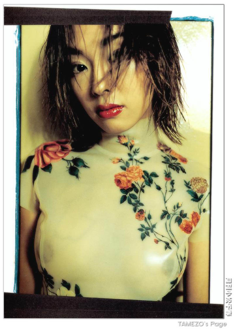 日本AV女优小松千春胶片风格性感写真集《月刊019 小松千春》