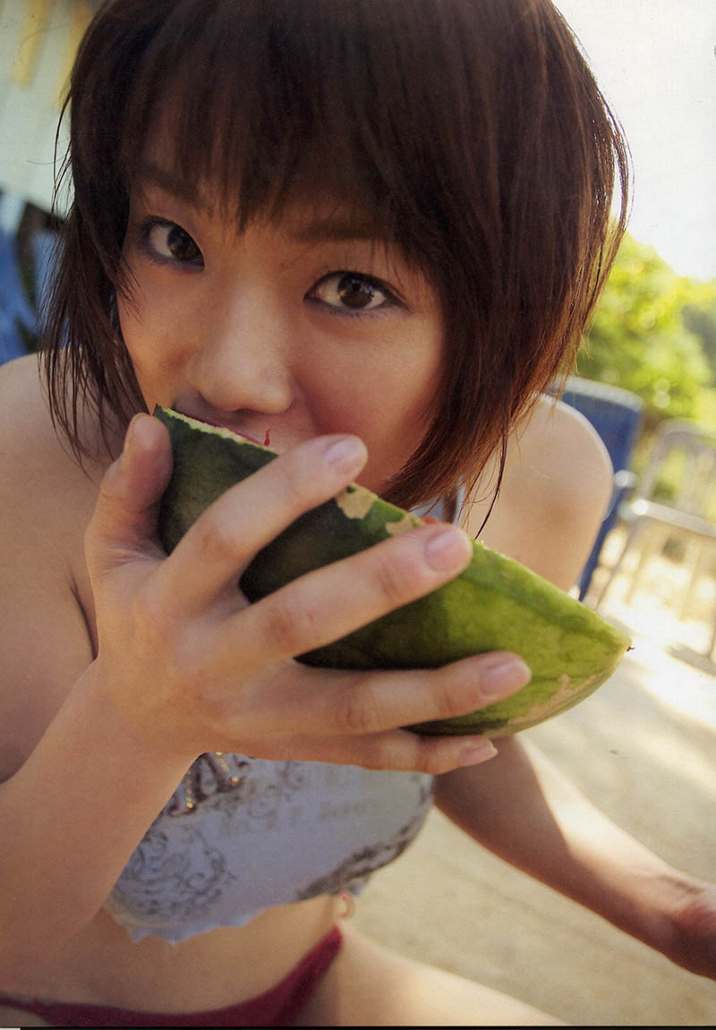 日本模特演员相泽仁美性感内衣泳装私房美少女写真集《