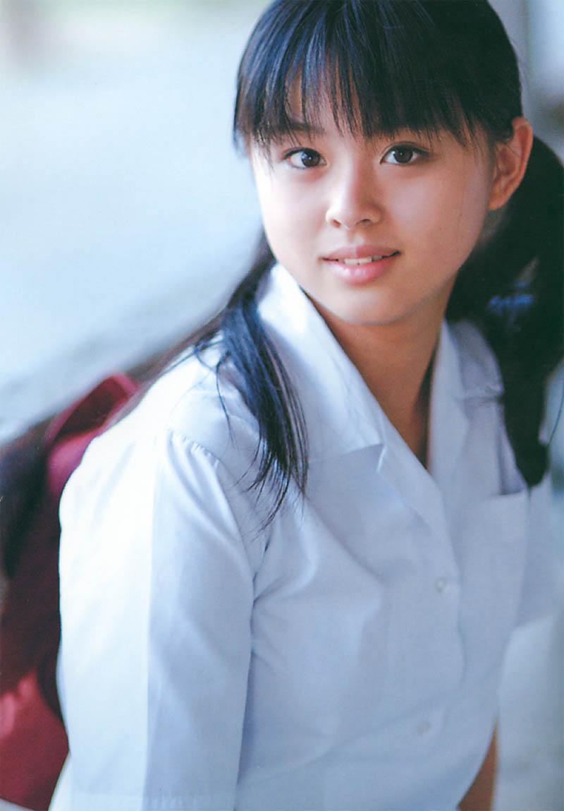 日本美少女写真偶像桐村萌絵性感泳装内衣写真集《ときめき1989》