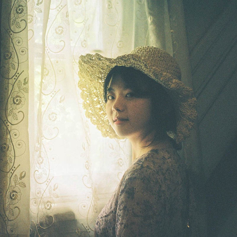 小清新胶片人像摄影作品图片欣赏，韩国摄影师butter__nim审美提升素材