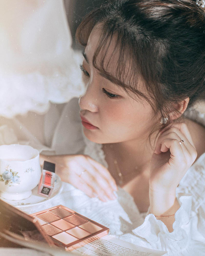 韩国美少女胶片人像摄影作品图片欣赏，韩国摄影师Daram_kk.daram审美提升素材