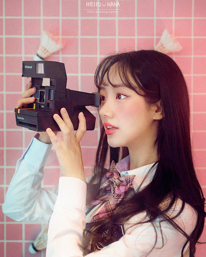 韩国少女粉嫩肌肤人像摄影作品图片欣赏，韩国摄影师hello_nana审美提升素材