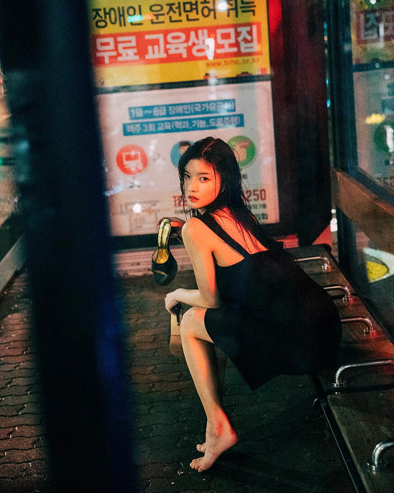 情绪女性肖像人像摄影作品图片欣赏，韩国摄影师JongJu_Mightyworks审美提升素材