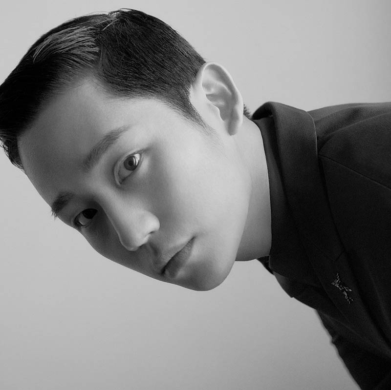 韩国明星商业时尚杂志人像摄影作品图片欣赏，韩国摄影师Kim Hee June审美提升素材