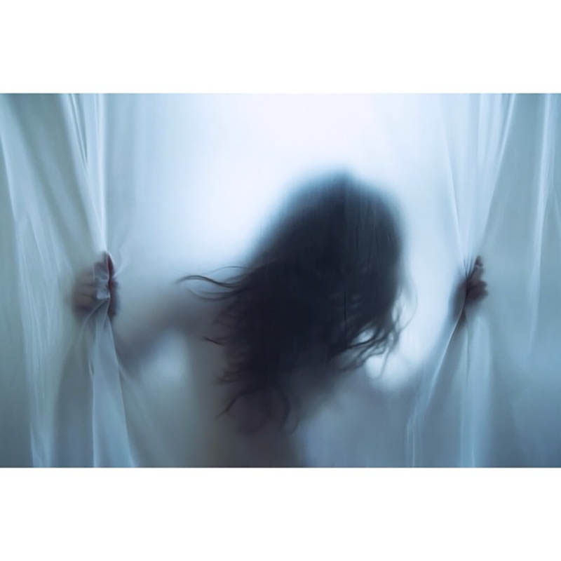 超现实主义人像摄影作品图片欣赏，摄影师Gabriel Isak摄影审美提升素材