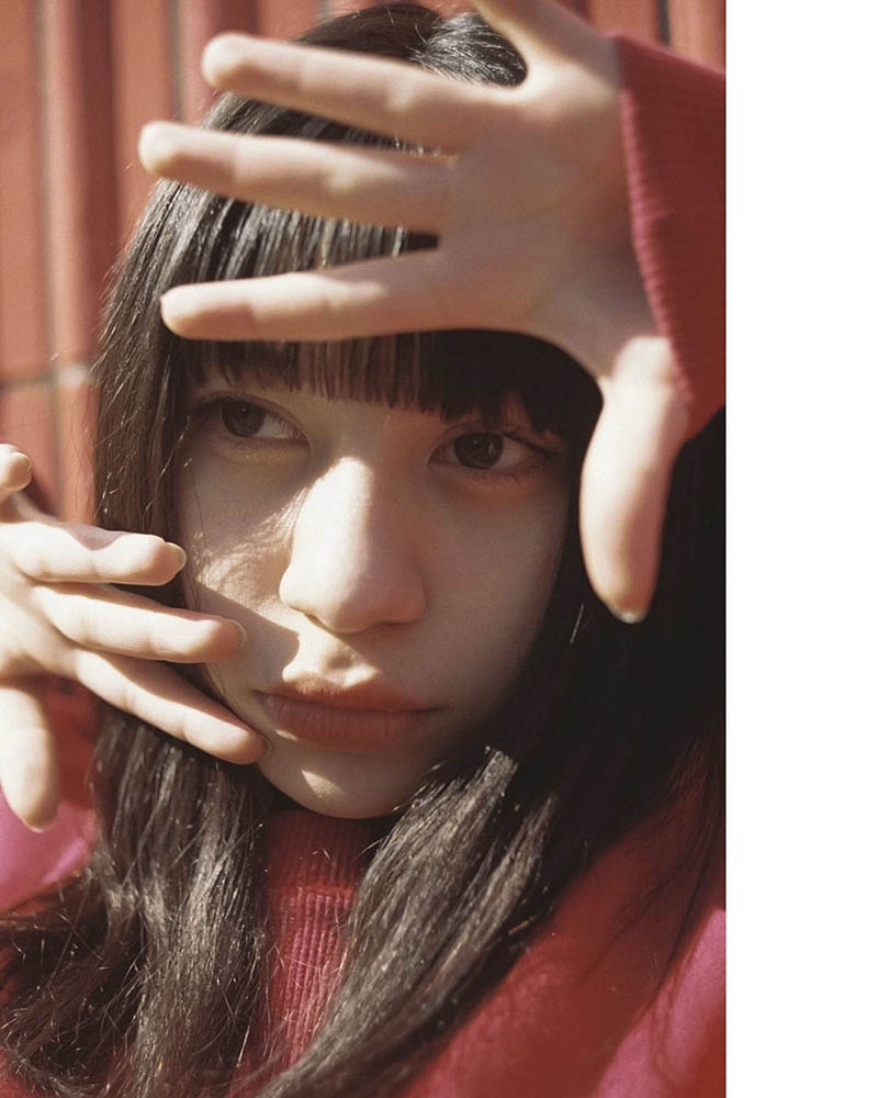 日系小清新胶片风格朦胧美感人像摄影作品欣赏，日本摄影师藤川日野Fujikawa Hinano作品集图片素材