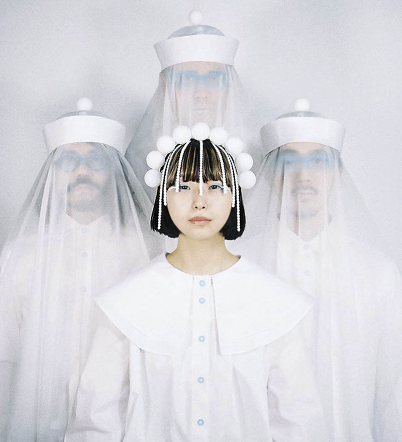 胶片风格日本女孩写真人像摄影作品欣赏，日本摄影师笑子作品集图片素材