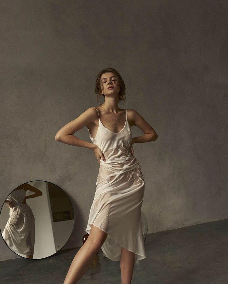 欧美性感美女私房照组图套图人像摄影作品欣赏，摄影师Romak photo作品集图片素材